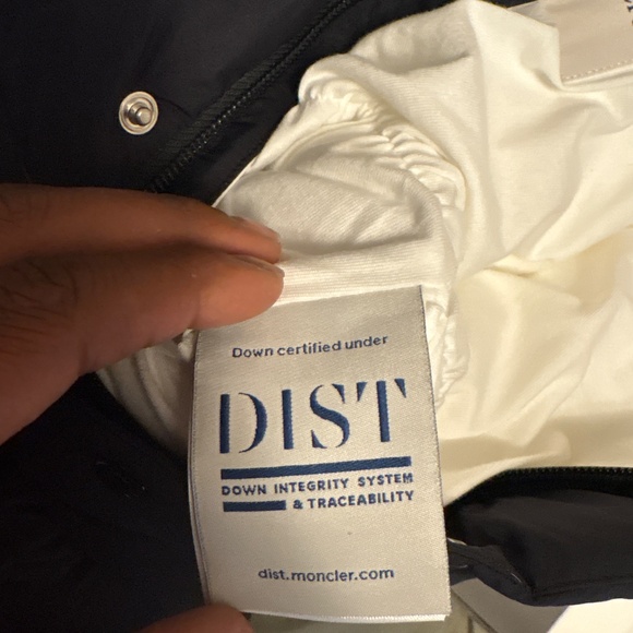 Moncler snow suit - Picture 6 of 7